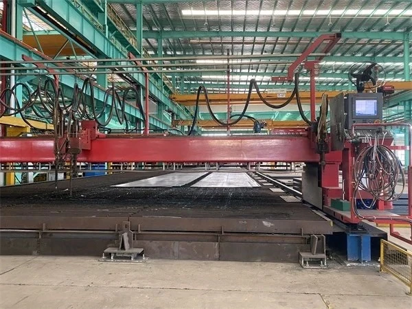 heavy-fabrication-cutting